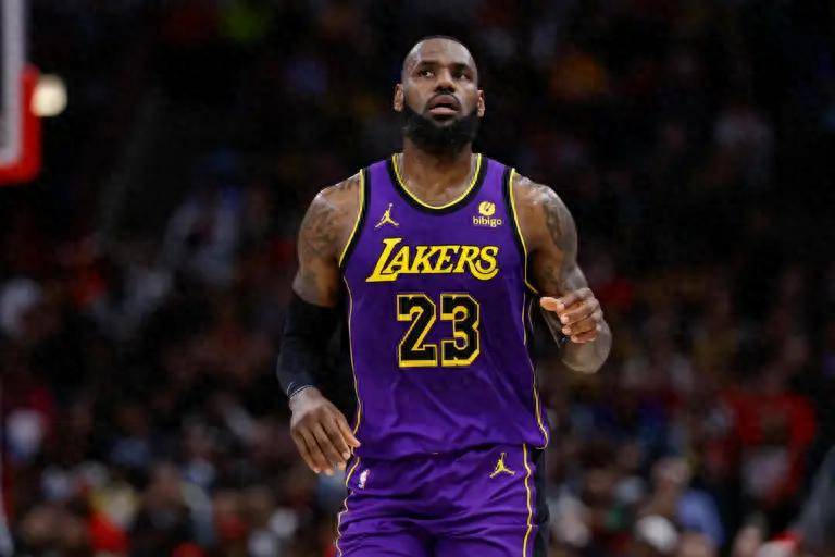 NBA仅4位常规赛“千胜将军”乔丹差294场、科比差164场,詹杜库呢