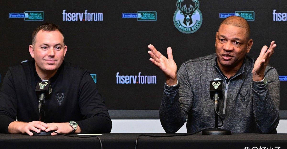 密尔沃基雄鹿队积极寻找年轻前锋,备战关键NBA赛季
